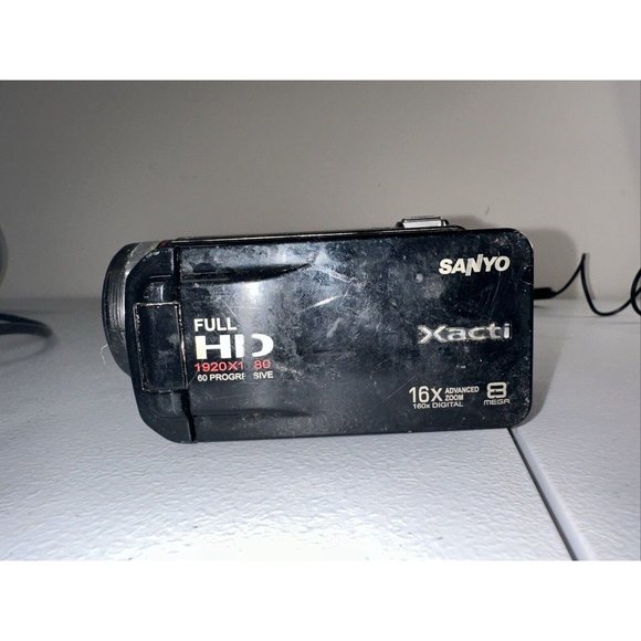Sanyo Xacti VPC-FH1 Camcorder Digital Camera 16X Full HD 1080P - Picture 4 of 8